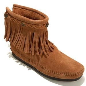 Minnetonka Suede Fringe Back Zip Ankle Booties